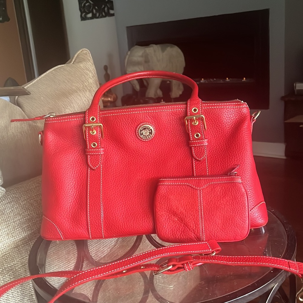 Dooney & Bourke red leather pocketbook satchel/crossbody with accessories